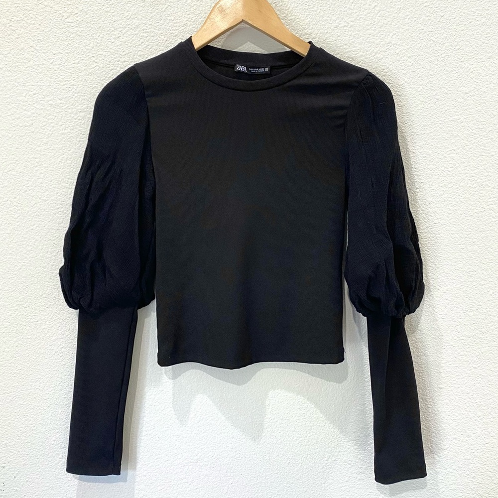 ZARA puff sleeve ribbed top in black ; new without tags